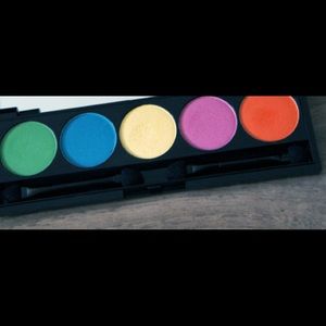 3/$20 Nyx CARIBBEAN COLLECTION eyeshadow palette